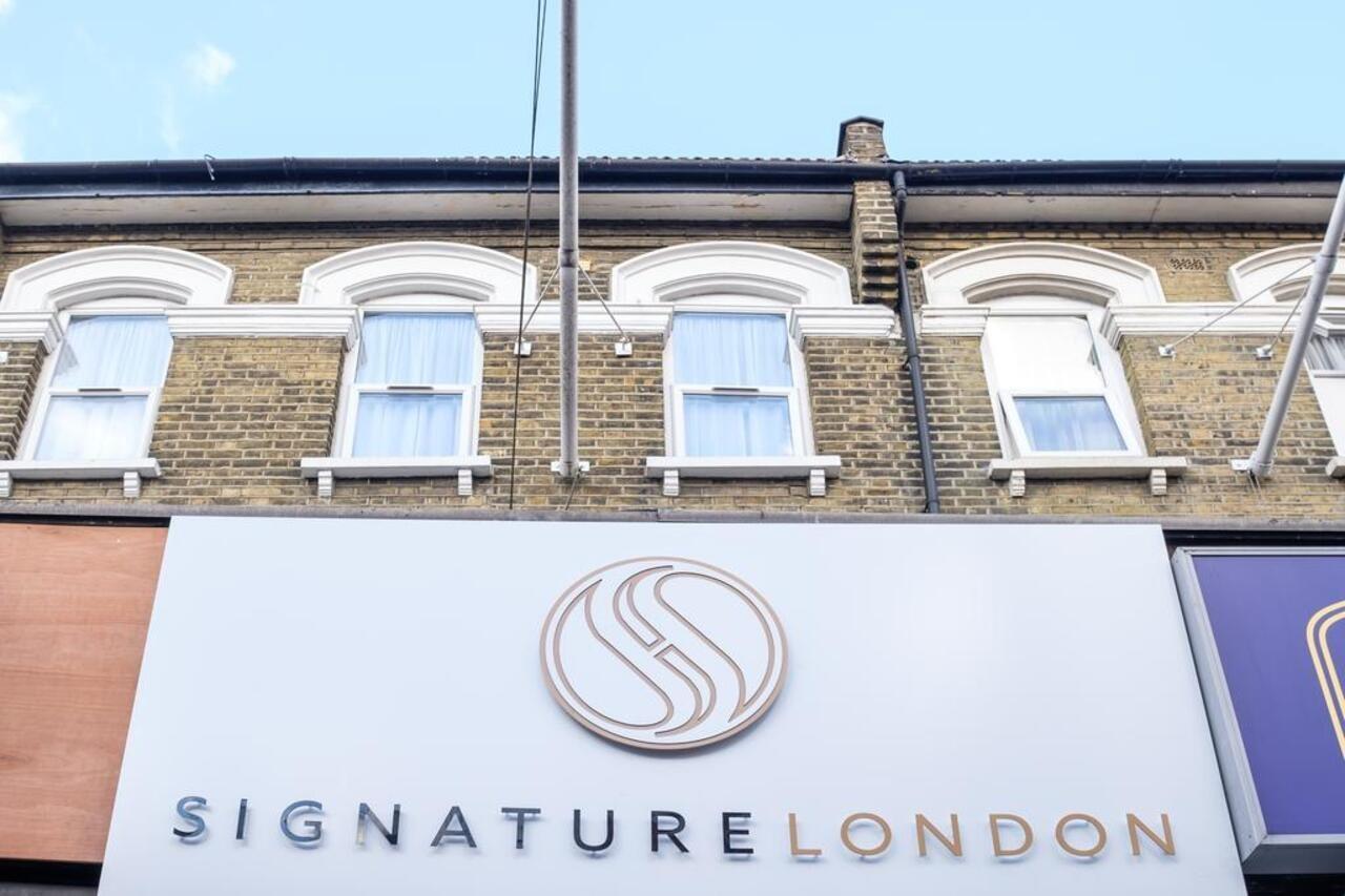 Signature Hotel London Илфорд Экстерьер фото